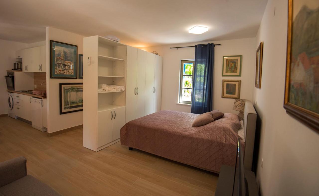 Studio Apartman Roza Ston Εξωτερικό φωτογραφία