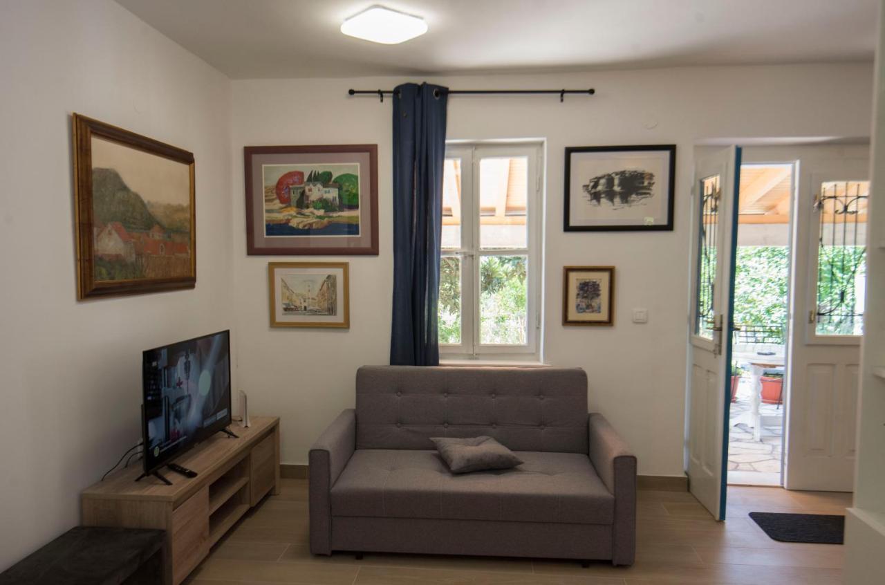 Studio Apartman Roza Ston Εξωτερικό φωτογραφία