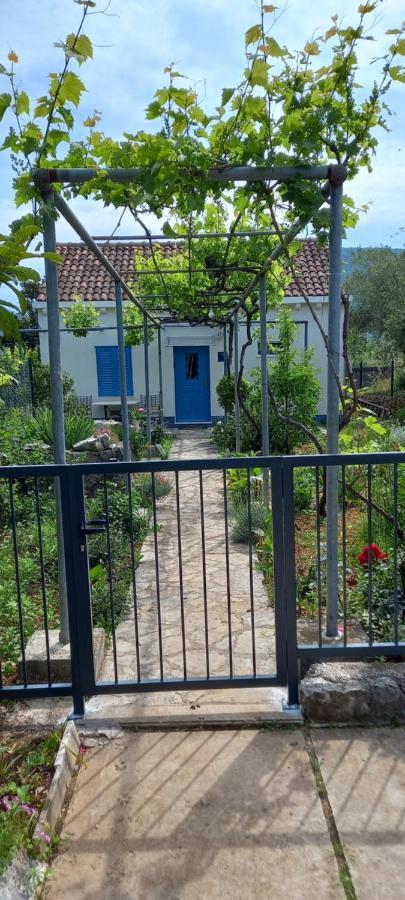 Studio Apartman Roza Ston Εξωτερικό φωτογραφία